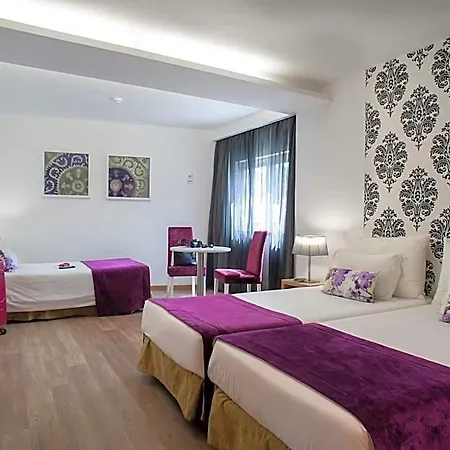 Hotel Genesis 3*
