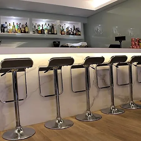 Hotel Genesis 3*