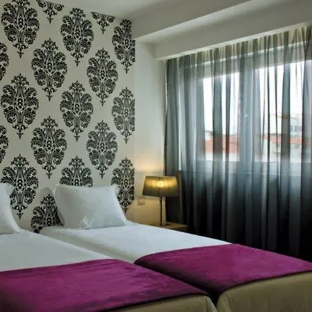 Hotel Genesis