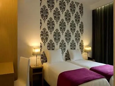 Otel Genesis